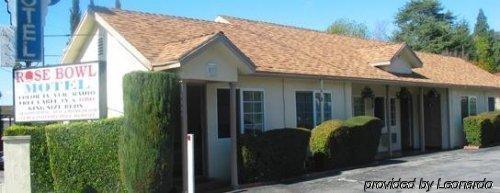 Rose Bowl Motel ลอสแอนเจลิส ภายนอก รูปภาพ